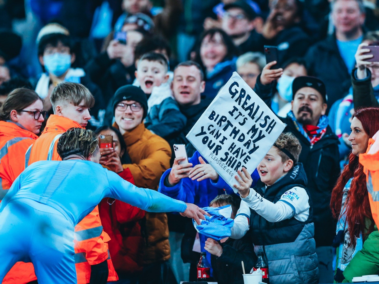 展现了勒沃 展现了勒沃